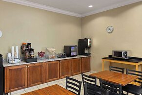 Super 8 by Wyndham Roseburg