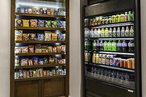 Hyatt Place Charlotte Airport / Billy Graham Parkway