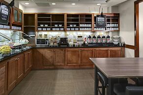 Hyatt Place Charlotte Airport / Billy Graham Parkway