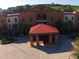 Comfort Suites Mobile East Bay