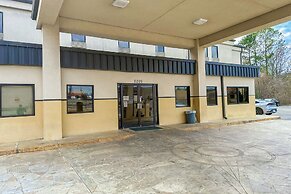 OYO Hotel Rome West GA