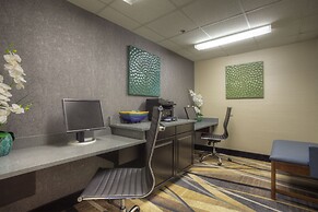Comfort Suites Pineville - Ballantyne Area