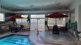 Coast Abbotsford Hotel & Suites