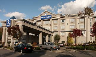 Coast Abbotsford Hotel & Suites