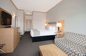 Coast Abbotsford Hotel & Suites