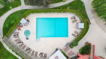 Manteo at Eldorado Resort