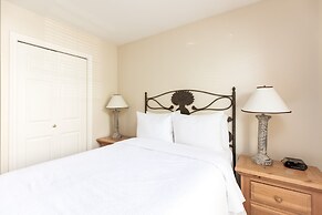 Manteo at Eldorado Resort