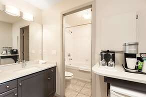 Manteo at Eldorado Resort