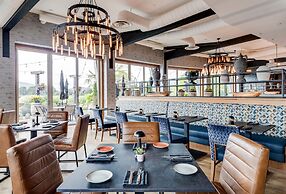 Manteo at Eldorado Resort