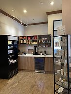 Manteo at Eldorado Resort