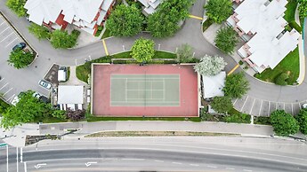 Manteo at Eldorado Resort