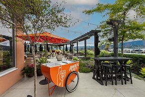 Manteo at Eldorado Resort