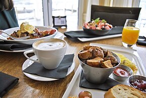 Manteo at Eldorado Resort