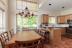 Manteo at Eldorado Resort