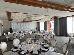 Manteo at Eldorado Resort