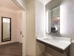 La Quinta Inn & Suites by Wyndham Oklahoma City - NW Expwy