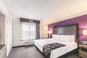 La Quinta Inn & Suites by Wyndham Austin Airport