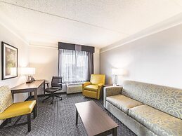 La Quinta Inn & Suites by Wyndham Austin Airport