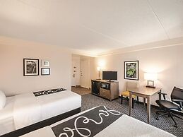 La Quinta Inn & Suites by Wyndham Austin Airport