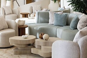 ANDAZ MIAMI BEACH, BY HYATT