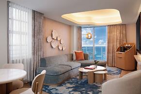 ANDAZ MIAMI BEACH, BY HYATT