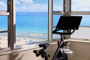 ANDAZ MIAMI BEACH, BY HYATT