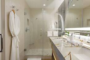 ANDAZ MIAMI BEACH, BY HYATT