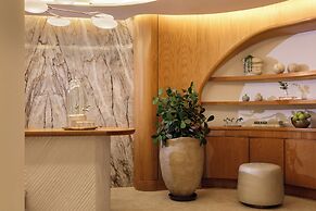 ANDAZ MIAMI BEACH, BY HYATT