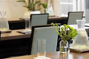 ANDAZ MIAMI BEACH, BY HYATT