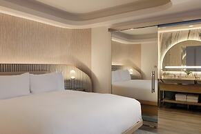 Andaz Miami Beach Resort & Spa