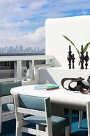 ANDAZ MIAMI BEACH, BY HYATT