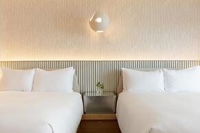 ANDAZ MIAMI BEACH, BY HYATT