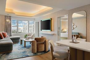 ANDAZ MIAMI BEACH, BY HYATT