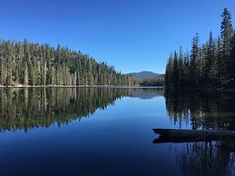 Travelodge by Wyndham Red Bluff South of Redding