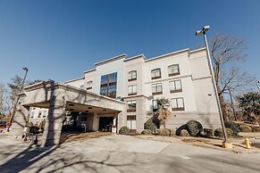 Holiday Inn Express Atlanta NE I-85 Clairmont by IHG
