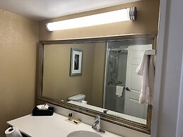 Wingate by Wyndham Harrisburg Near Hershey