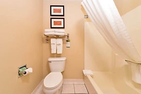 Comfort Inn & Suites Riverview near Davenport and I-80