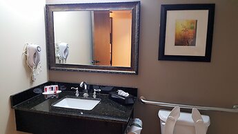 Baymont by Wyndham Belleville Airport Area