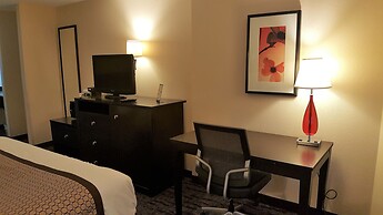 Baymont by Wyndham Belleville Airport Area