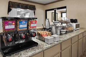 Baymont by Wyndham Belleville Airport Area