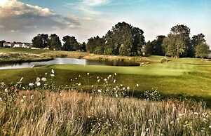Baymont by Wyndham Belleville Airport Area