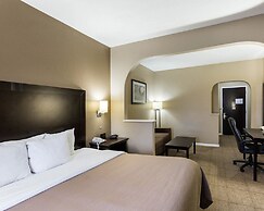 Quality Suites Houston NW Cy-Fair