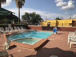 Quality Suites Houston NW Cy-Fair