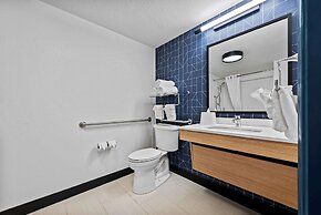 Spark by Hilton Tuscaloosa University