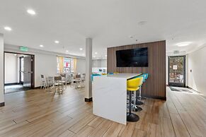 Days Inn by Wyndham Thornton