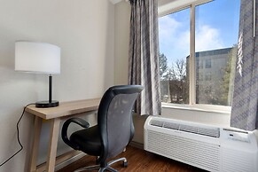 Days Inn by Wyndham Thornton