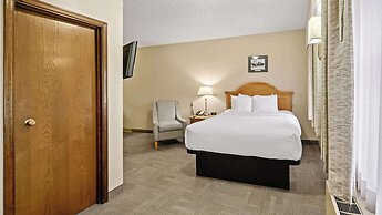Clarion Hotel & Suites Fairbanks near Ft. Wainwright