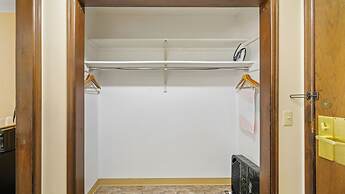 Clarion Hotel & Suites Fairbanks near Ft. Wainwright