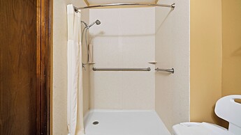 Clarion Hotel & Suites Fairbanks near Ft. Wainwright