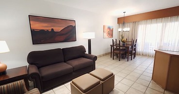 Los Abrigados Resort and Spa
